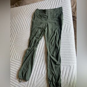 Athleta women’s lightweight hiking / travel pants
